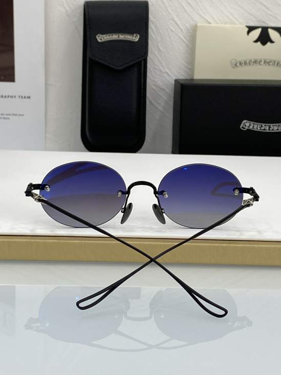 Picture of Chrome Hearts Sunglasses _SKUfw73376557fw